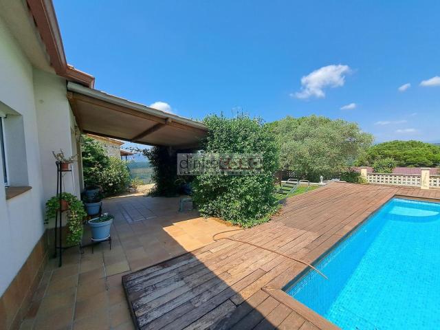 Chalet, Tordera