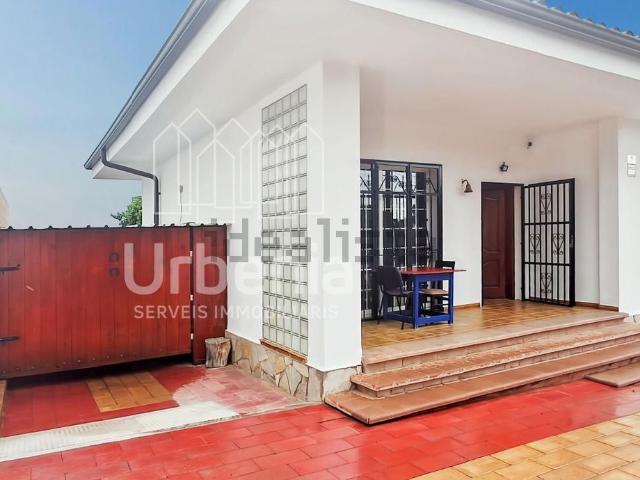 Chalet, Tordera