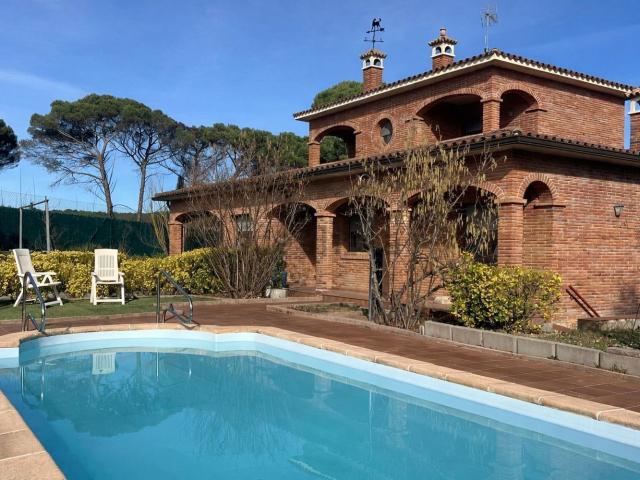 Chalet, Tordera