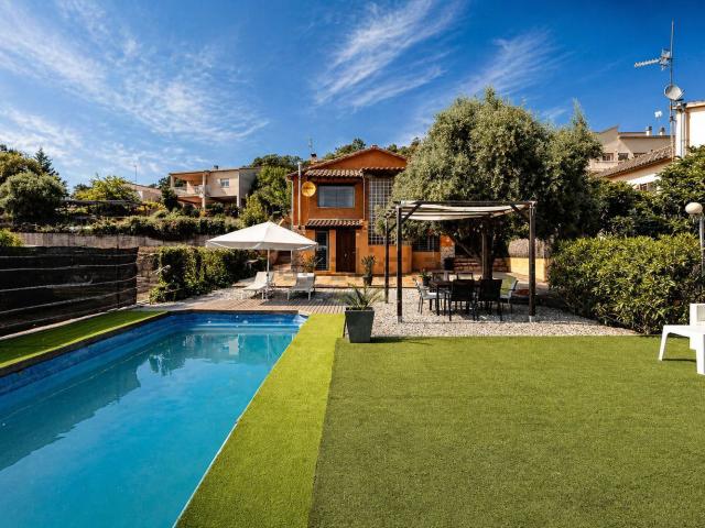 Chalet, Tordera
