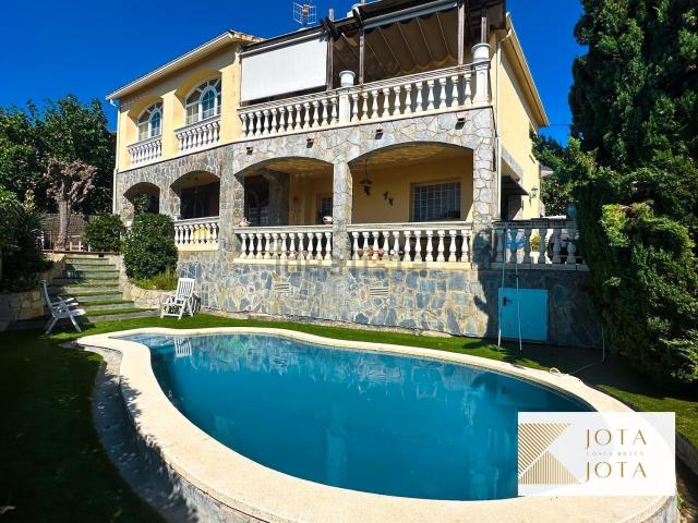Chalet, Tordera
