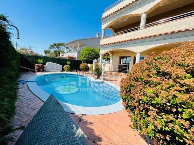 Chalet, Tordera
