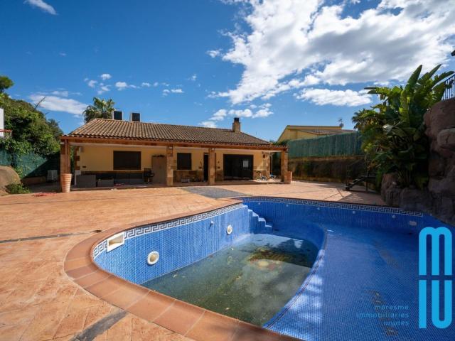 Chalet, Tordera