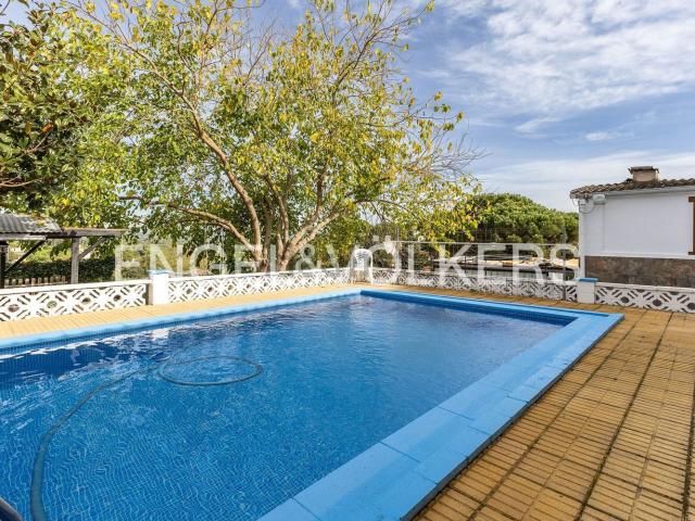 Chalet, Tordera