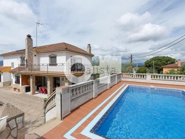 Chalet, Tordera