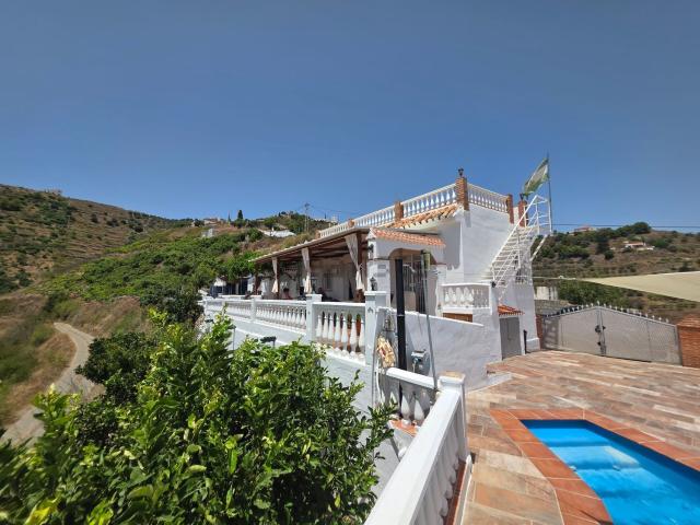 Chalet, Torrox
