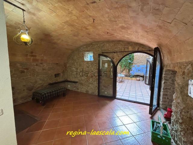 Chalet, Torroella de Montgrí