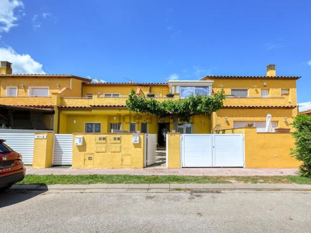 Chalet, Torroella de Fluvià