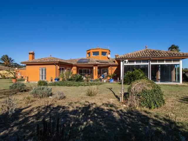 Chalet, Torroella de Fluvià