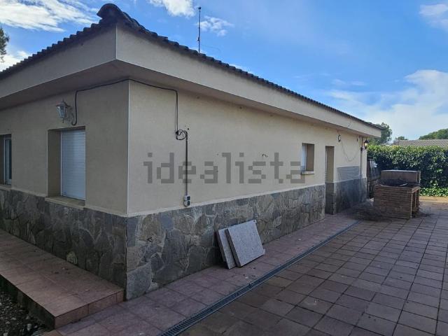 Chalet, Torrelavit