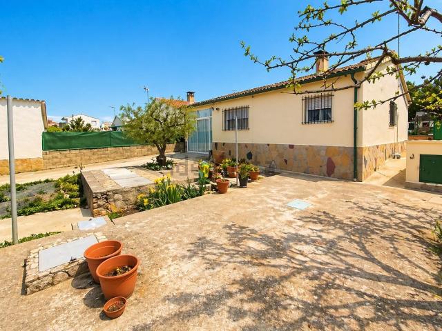 Chalet, Torrelles de Foix