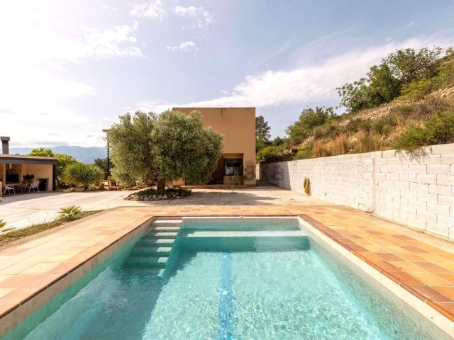 Chalet, Tortosa