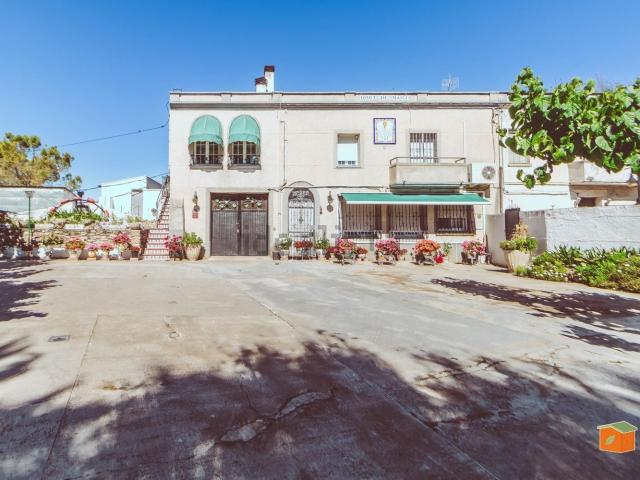 Chalet, Tortosa