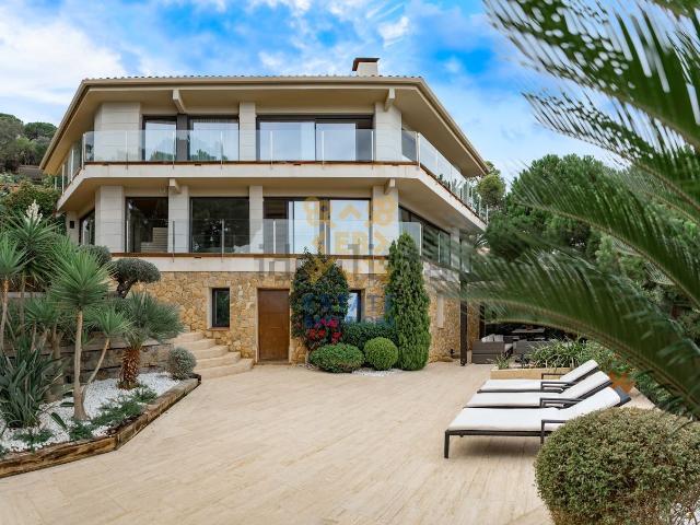 Chalet, Tossa de Mar