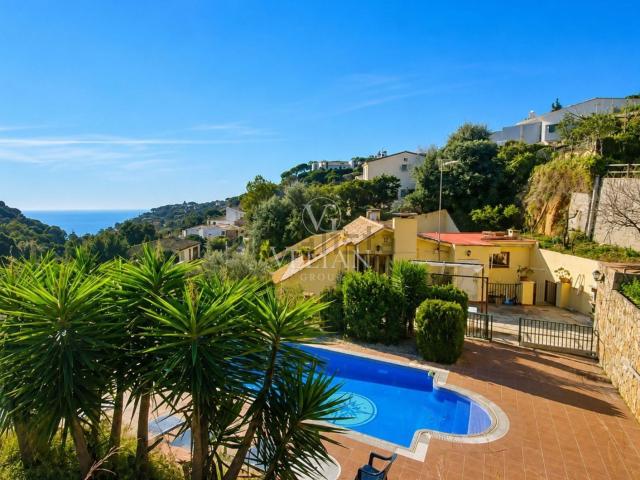 Chalet, Tossa de Mar