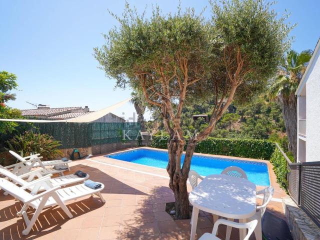 Chalet, Tossa de Mar
