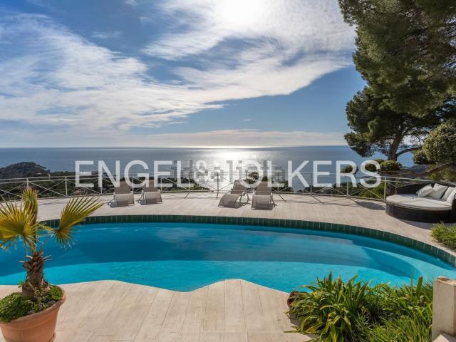 Chalet, Tossa de Mar