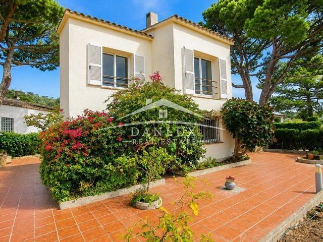Chalet, Tossa de Mar