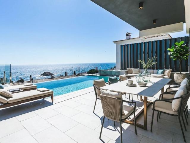 Chalet, Tossa de Mar