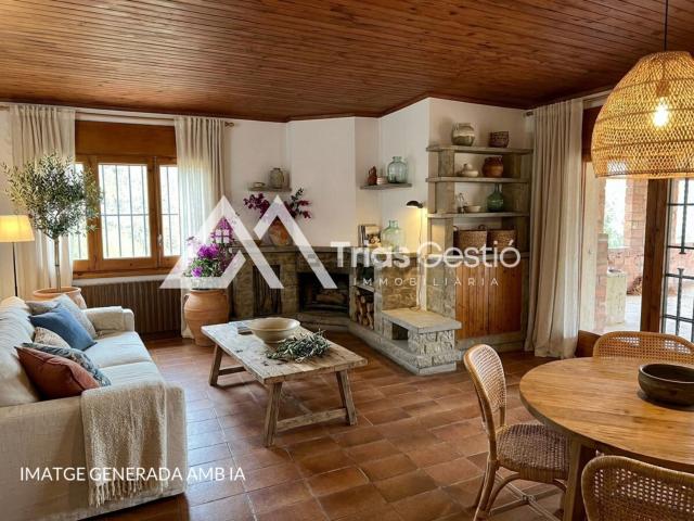 Chalet, Tavèrnoles