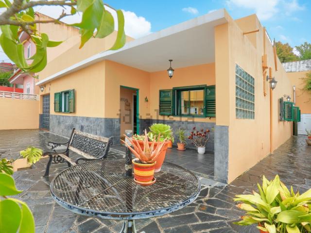 Chalet, Tacoronte