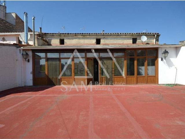 Chalet, Tárrega