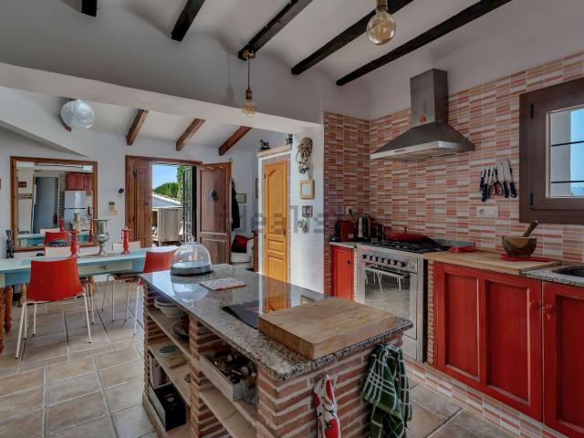 Chalet, Teulada