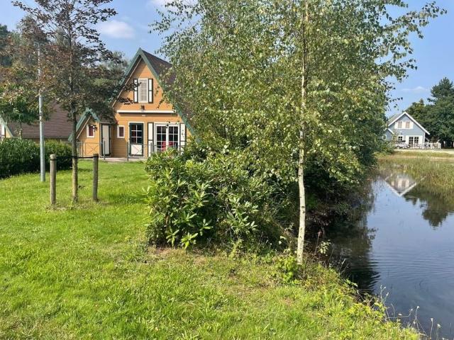 Chalet te koop voor 90000 euro met 3 slaapkamers