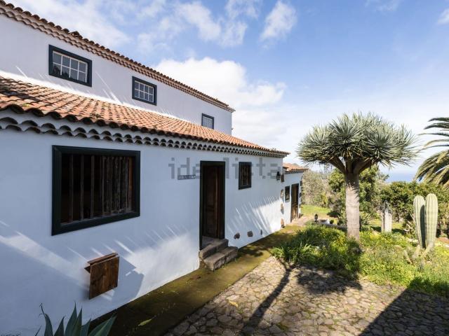 Chalet, Tegueste