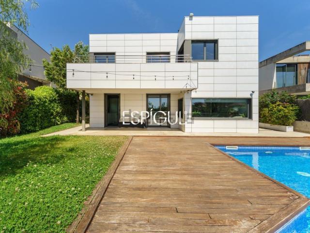 Chalet, Teià