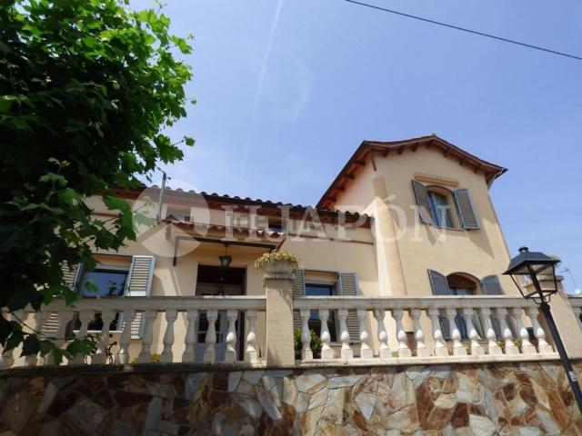 Chalet, Teià