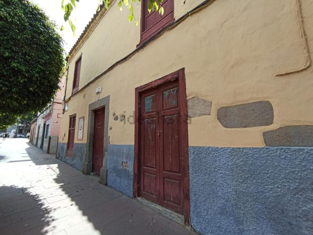 Chalet, Telde