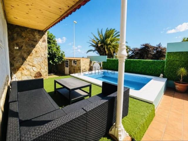 Chalet, Telde