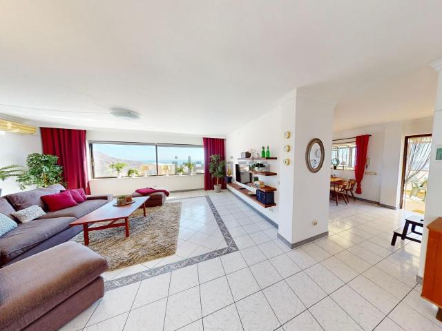 Chalet, Telde