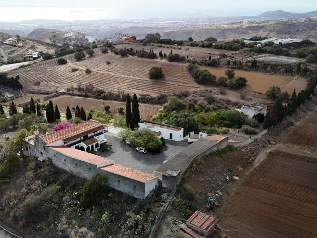 Chalet, Telde