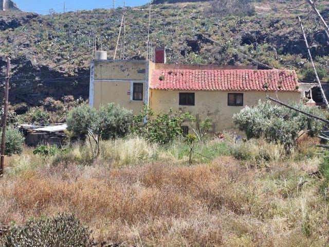 Chalet, Telde