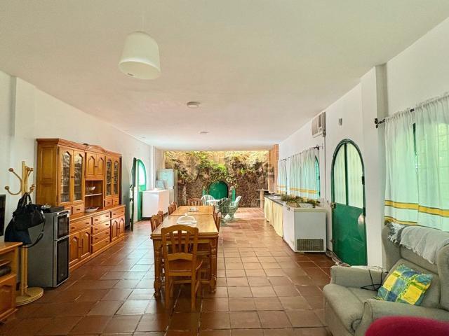 Chalet, Telde