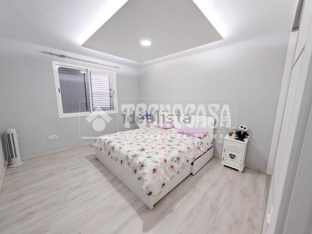 Chalet, Telde