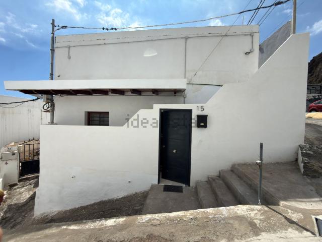 Chalet, Telde
