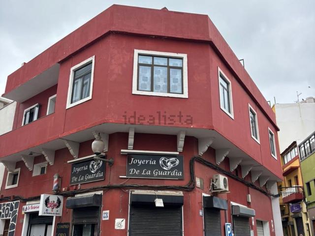 Chalet, Telde