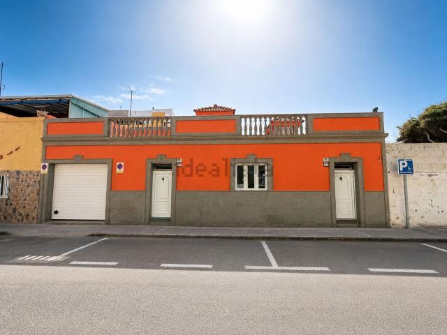 Chalet, Telde