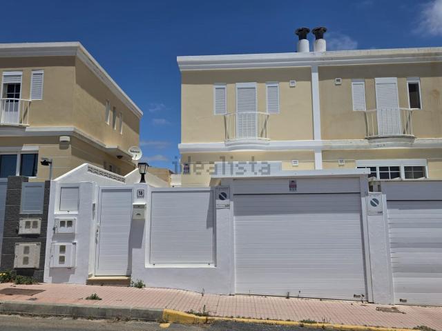 Chalet, Telde