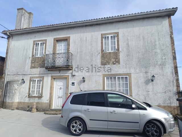 Chalet, Teo