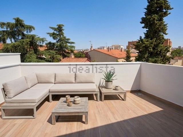 Chalet, Terrassa