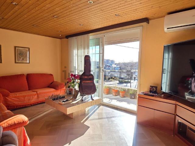 Chalet, Terrassa