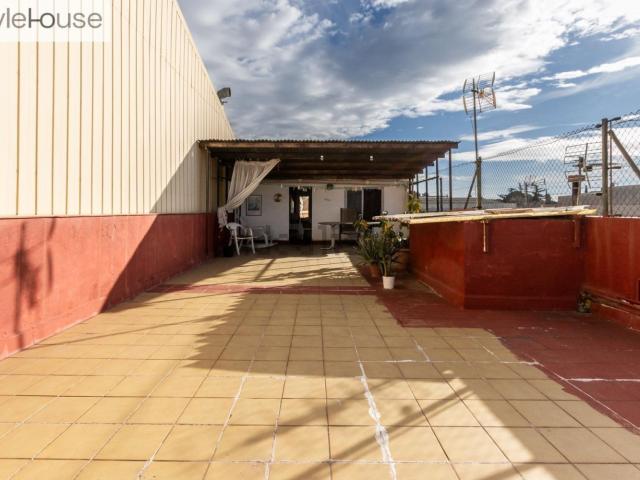 Chalet, Terrassa