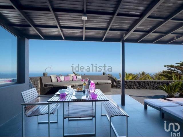 Chalet, Tias