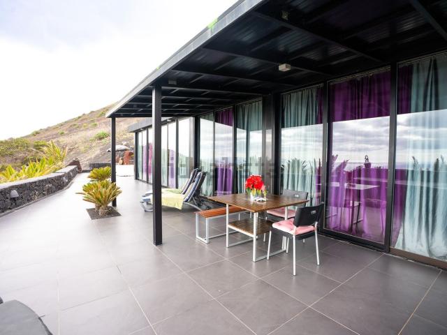 Chalet, Tias