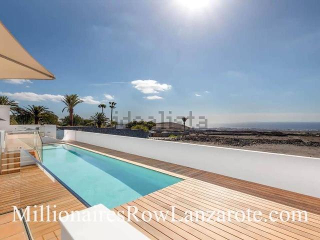 Chalet, Tias