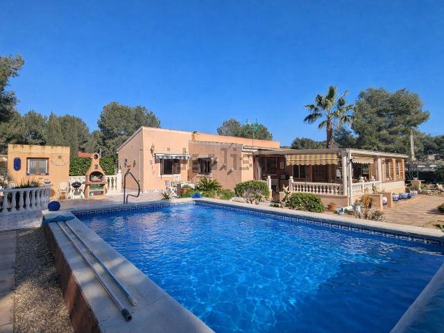 Chalet, Tibi